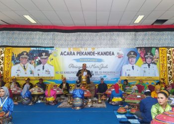 Dihadiri Gubernur, Pemkab Sajikan 1000 Talang di Acara HUT Kabupaten Buton