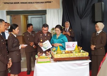 Tak Hanya di Buton, Kajari Ledrik Dorong Restorative Justice di Busel dan Buteng