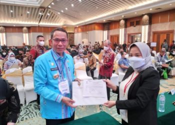 Basiran Terima SK Kebutuhan PPPK dari Kemenpan RB, Buton Dapat Kuota Sebanyak 924 Orang