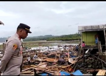 12 Rumah di Buton Rusak Diterjang Ombak Besar dan Ratusan Orang Mengungsi