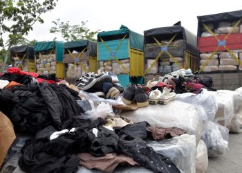 Pemerintah Musnahkan Pakaian Bekas Impor Senilai Rp 10 Miliar