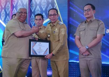 Pemkab Buton Raih Penghargaan Kabupaten Terbaik Penanganan Stunting dan Pembangunan Daerah