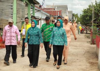 Pj Ketua TP PKK Sultra Sambangi Orang Tua dan Balita Stunting