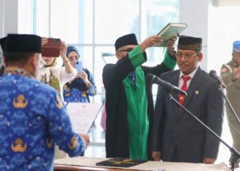 Akhir Masa Jabatan, Pj Gubernur Sultra Lantik Roni Yakub Laute sebagai Kepala Dinas Perindag