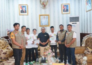 Atlet Bombana Raih Medali di Kejurda Atletik Sultra Terima Bonus dari Bupati Burhanuddin
